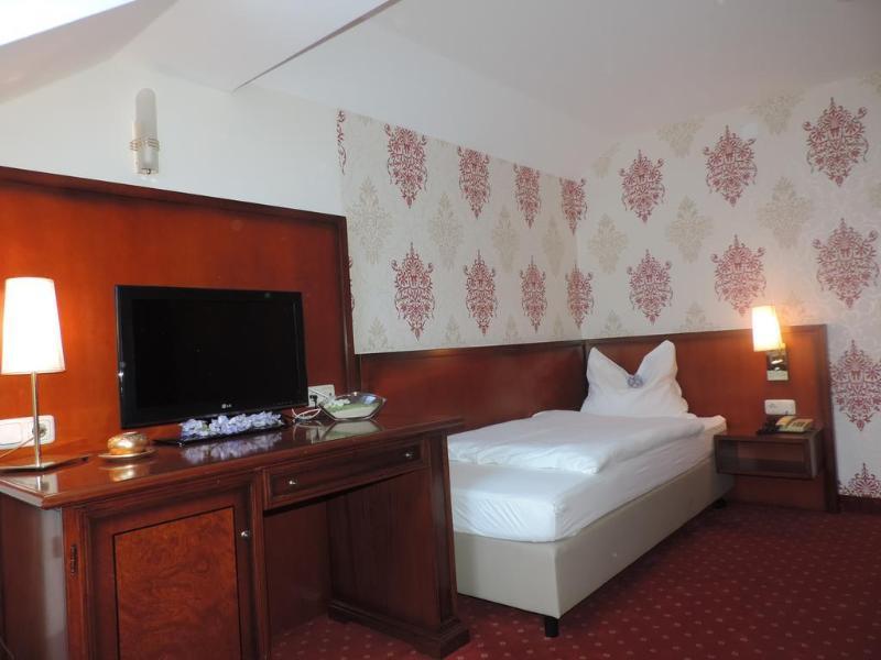 Hotel Kaiser Franz Josef ミルシュタット エクステリア 写真